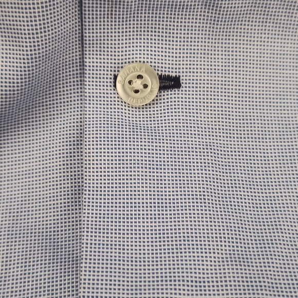 Banana Republic - Picture 3 of 9